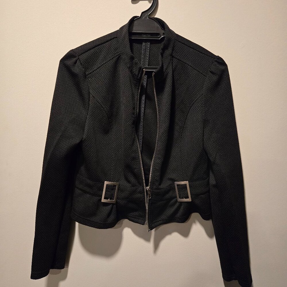 Light, woven cardigan with buckle and zip detail